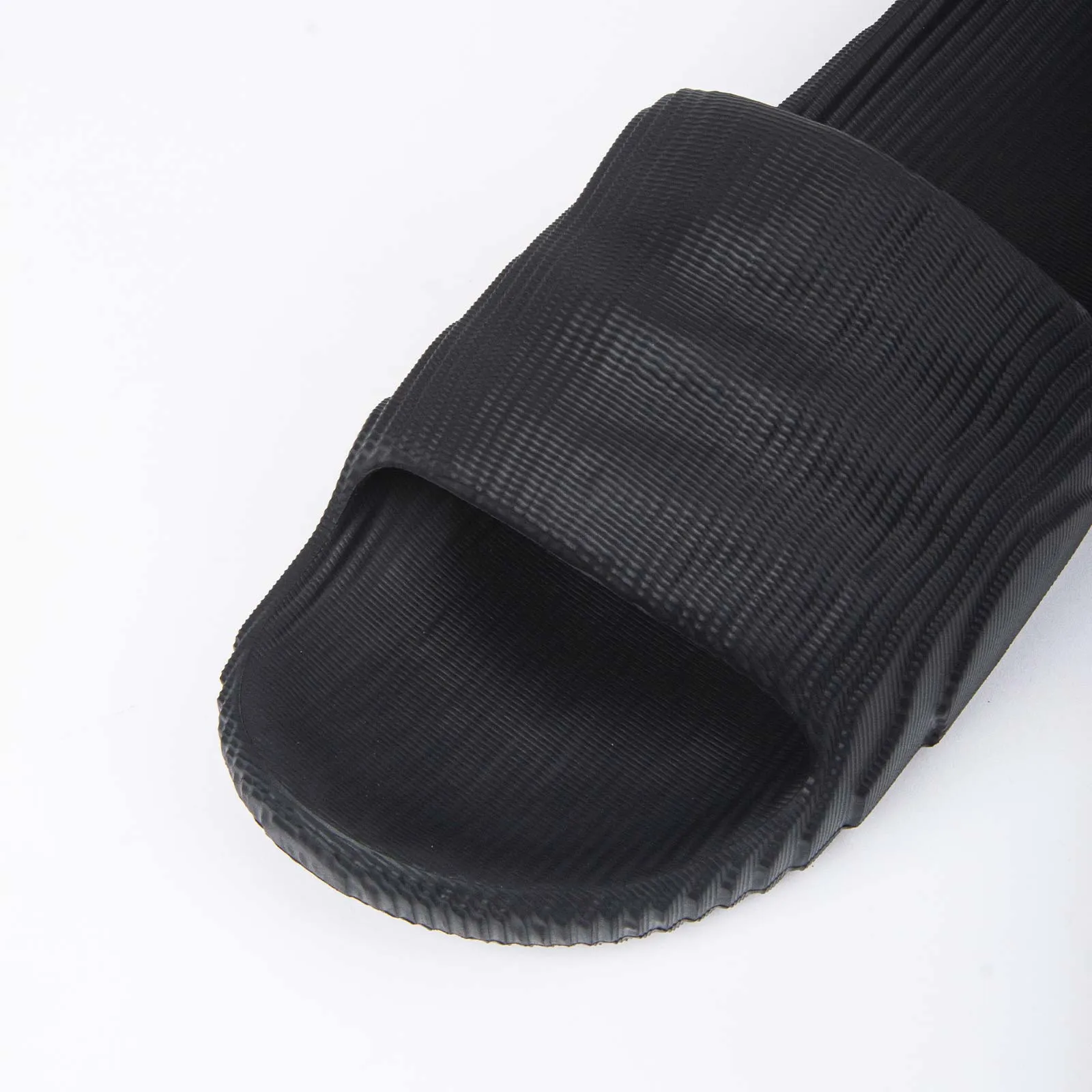 Sure! Here’s an optimized title for the Adidas Originals Adilette 22:

Adidas Originals Adilette 22 Classic Slide Sandals for Men and Women - Comfortable, Stylish, and Versatile Casual Footwear

Feel free to adjust any specifics based on your brands tone or marketing focus!