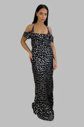 Elegant Black Silver Print Off-Shoulder Maxi Dress for Sophisticated Style