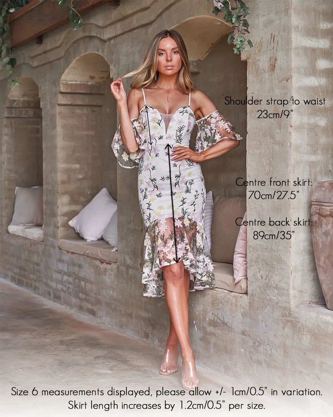 Claudia Floral Dress - Elegant and Vibrant